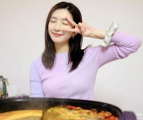 江疏影吃瓜漫画,揭秘娱乐圈幕后故事